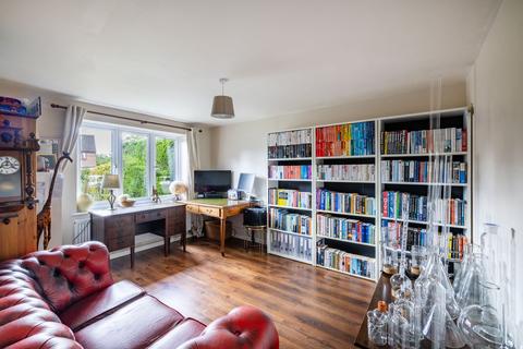 3 bedroom detached house for sale, Thepps Close, South Nutfield, RH1