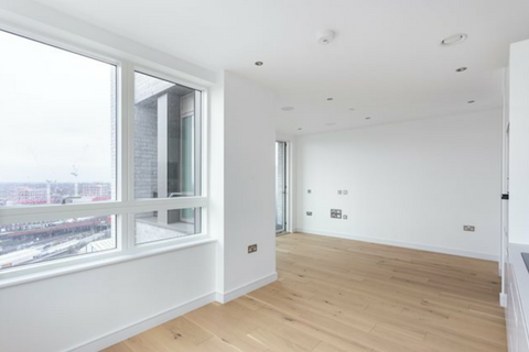2 bedroom apartment to rent, Grant Road, London, SW11