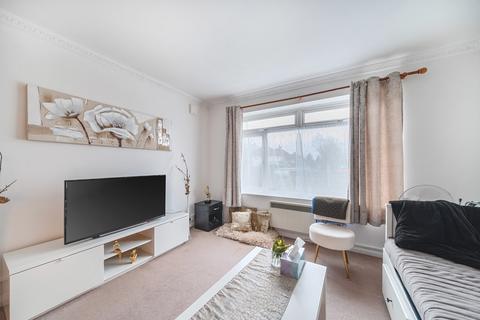 1 bedroom apartment for sale, The Avenue, Surrey KT4