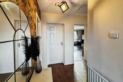2 bedroom flat to rent, Littlebrook Manor Way, Dartford, DA1
