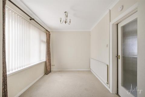 2 bedroom detached house for sale, Woodside Close, Killay, Swansea