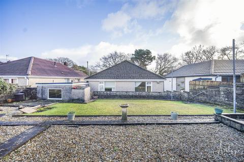 2 bedroom detached house for sale, Woodside Close, Killay, Swansea