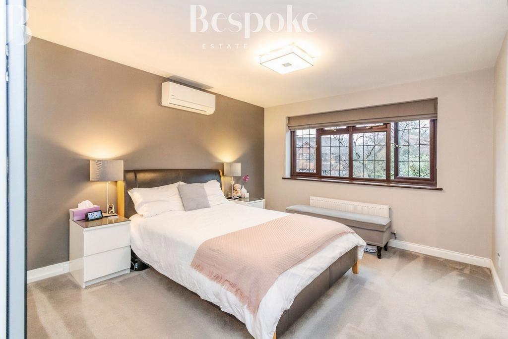 Main Bedroom
