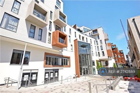 2 bedroom flat to rent, John Donne Way; Norman Rd; Greenwich, London, SE10