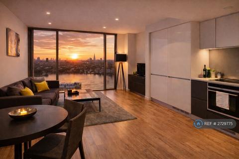 1 bedroom flat to rent, Landmark East Tower, London, E14