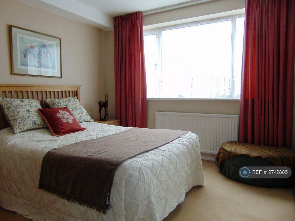 Mater Bedroom