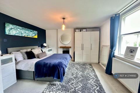 2 bedroom flat to rent, Bull Inn Close, Weedon, Northampton, NN7