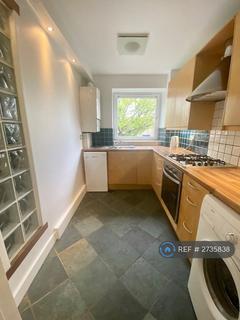 2 bedroom flat to rent, Landseer Court, London, N19
