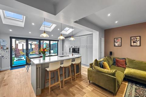 3 bedroom semi-detached house for sale, Sandileigh Avenue, Altrincham