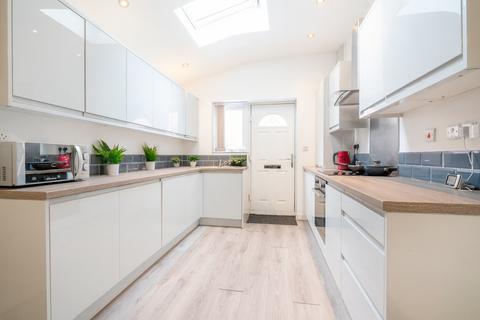 4 bedroom house to rent, Colver Road, Sheffield S2