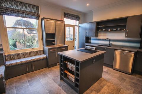 undefined, Gillygate, City Centre, York, YO31