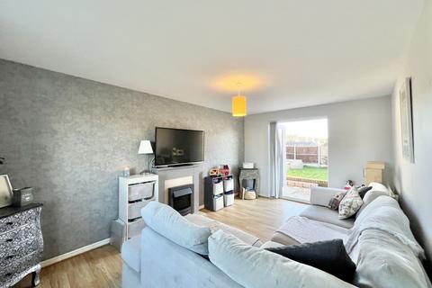 3 bedroom semi-detached house for sale, Fairway, Fleetwood FY7