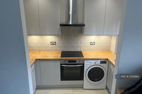 1 bedroom flat to rent, The Bow Quarter, London, E3