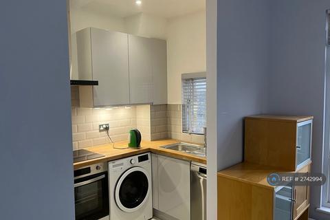 1 bedroom flat to rent, The Bow Quarter, London, E3