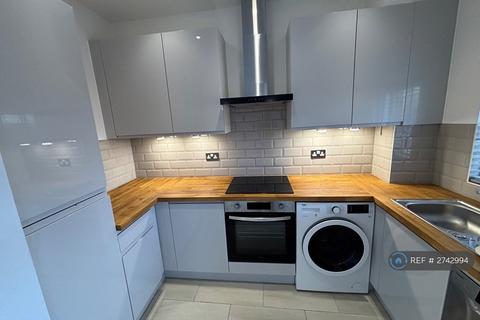 1 bedroom flat to rent, The Bow Quarter, London, E3