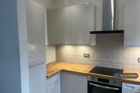 1 bedroom flat to rent, The Bow Quarter, London, E3