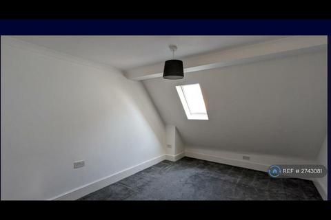 1 bedroom flat to rent, Grace Court, Southsea, PO5