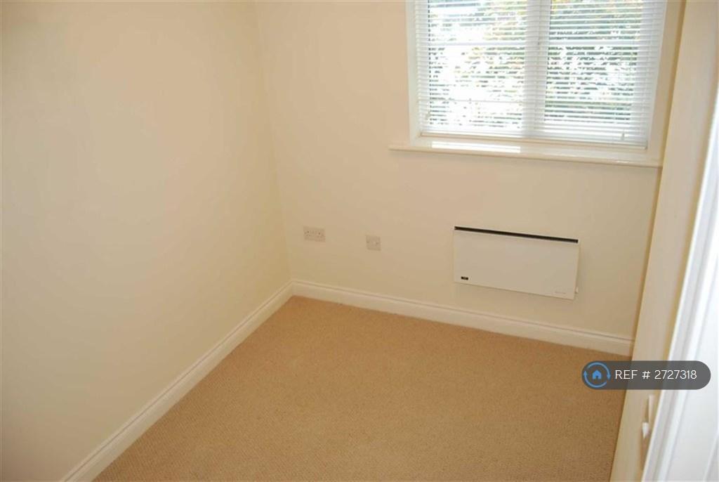 Single Bedroom
