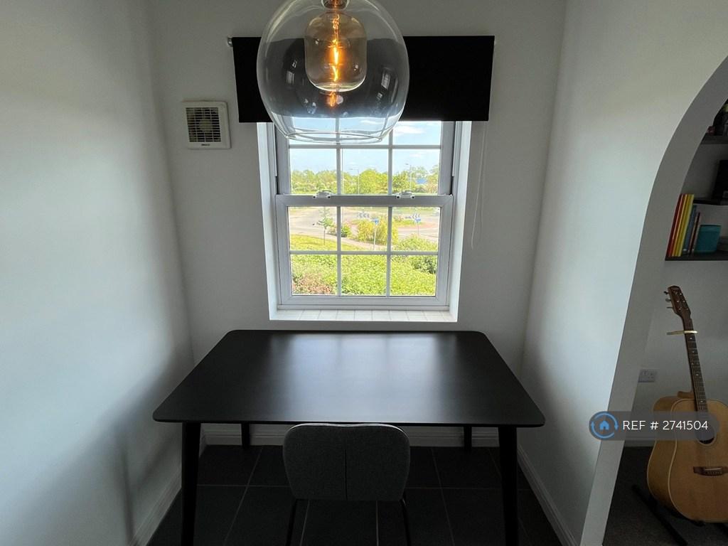 Office/Bedroom