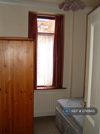 Single Bedroom/Study