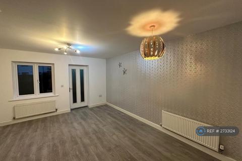 3 bedroom semi-detached house to rent, Parkgate Mews, Shirley, B90