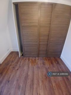 1 bedroom flat to rent, Friern Barnet Road, London, N11