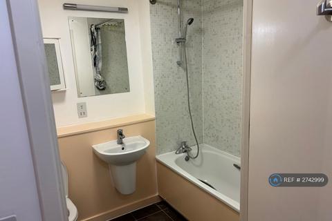 undefined, Bridgepoint House, Greenford, UB6