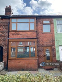 3 bedroom terraced house to rent, Walletts Road, Chorley, PR7