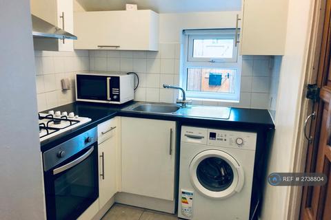 1 bedroom flat to rent, Creed Passage, Greenwich, SE10