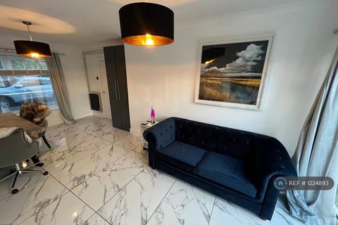 3 bedroom terraced house to rent, Fullers Mead, Harlow, CM17