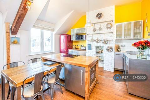 2 bedroom flat to rent, Lower Clapton Road, London, E5