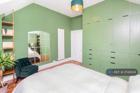 2 bedroom flat to rent, Lower Clapton Road, London, E5