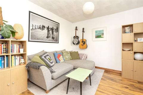 2 bedroom terraced house for sale, Cross Street, Penzance TR18