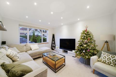 3 bedroom semi-detached house for sale, Pinner, Greater London HA5