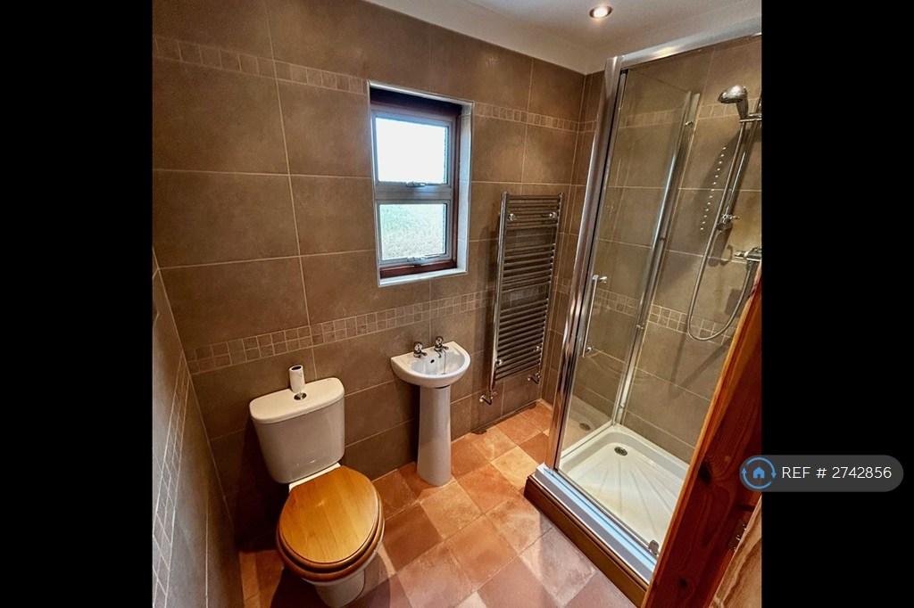 Upstairs Bathroom