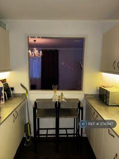 3 bedroom maisonette to rent, Aborn Parade, Mortimer Common, Reading, RG7