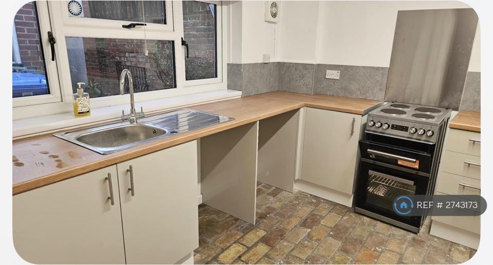 Kitchen (New)