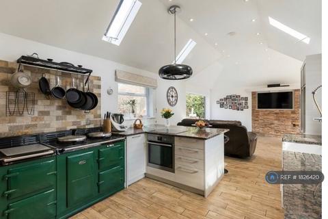 undefined, Cottage, Bordon, GU34