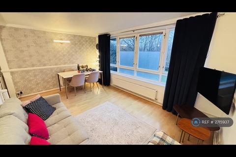 2 bedroom maisonette to rent, Ollgar Close, London, W12