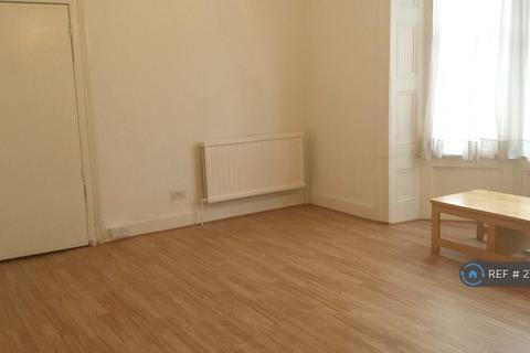 2 bedroom flat to rent, Ribblesdale Road, London, N8