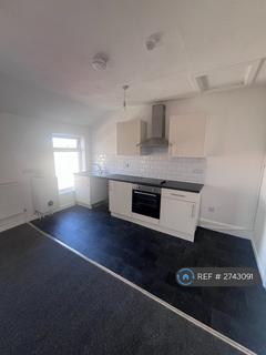 1 bedroom flat to rent, Banks Street, Blackpool, FY1