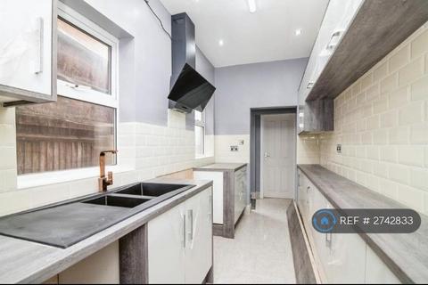 1 bedroom in a house share to rent, South Road, Hockley, Birmingham, B18