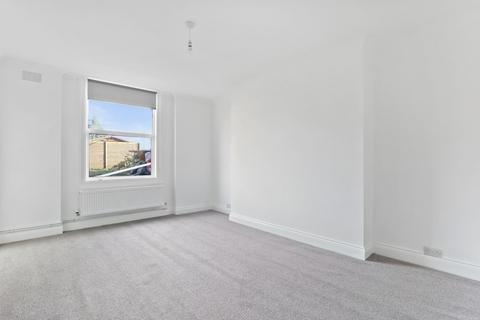 1 bedroom apartment to rent, Lancaster Road, London SE25