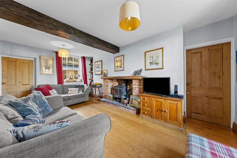 4 bedroom terraced house for sale, The Green, Northampton NN2