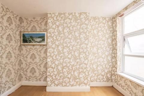 3 bedroom terraced house to rent, Floyer Road, Birmingham B10