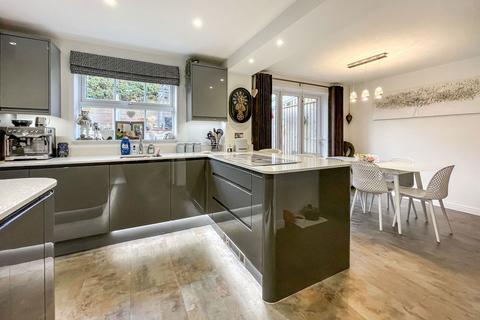 undefined, Highglen Drive,Plympton,PL7 5LA