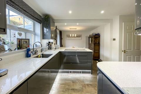 undefined, Highglen Drive,Plympton,PL7 5LA
