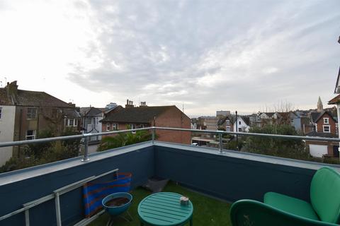 3 bedroom maisonette for sale, Magdalen Road, St. Leonards-on-Sea, St. Leonards-On-Sea