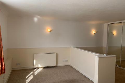 1 bedroom property to rent, Mariners Close, Bridgwater TA6