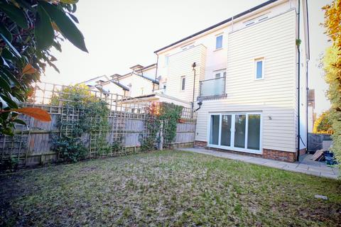 undefined, Pyle Close, Addlestone KT15
